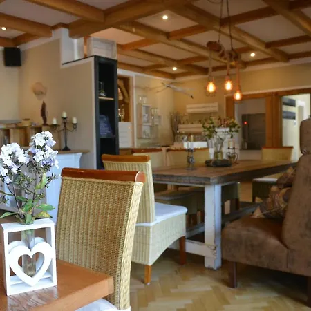 Gaestehaus Astrids Strandmuschel 4* Binz