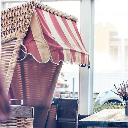 Astrids Strandmuschel * Ostseebad Binz