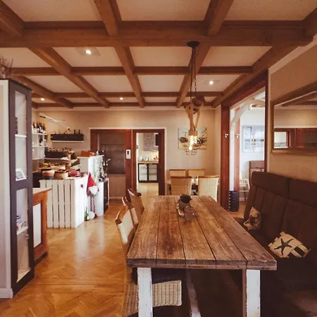 Gaestehaus Astrids Strandmuschel 4*